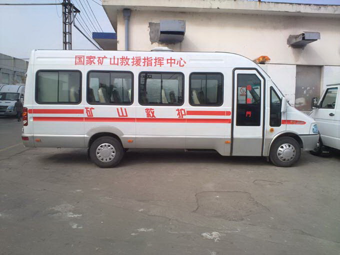 苏州租赁救护车电话