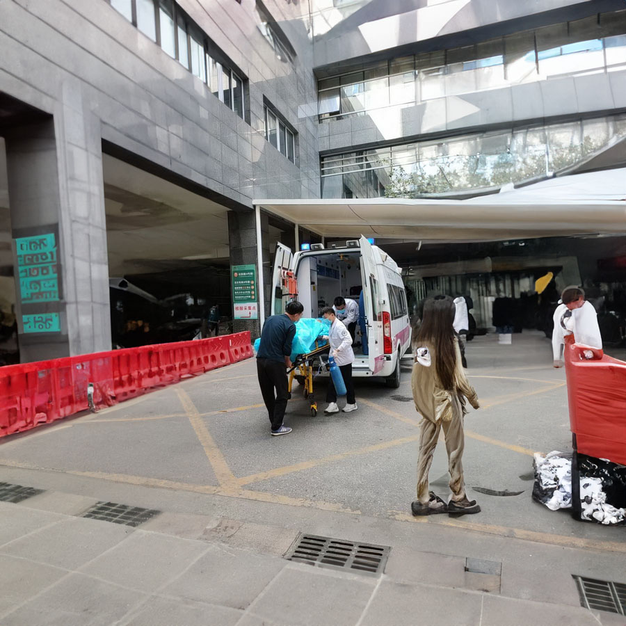 苏州出租救护车联系方式