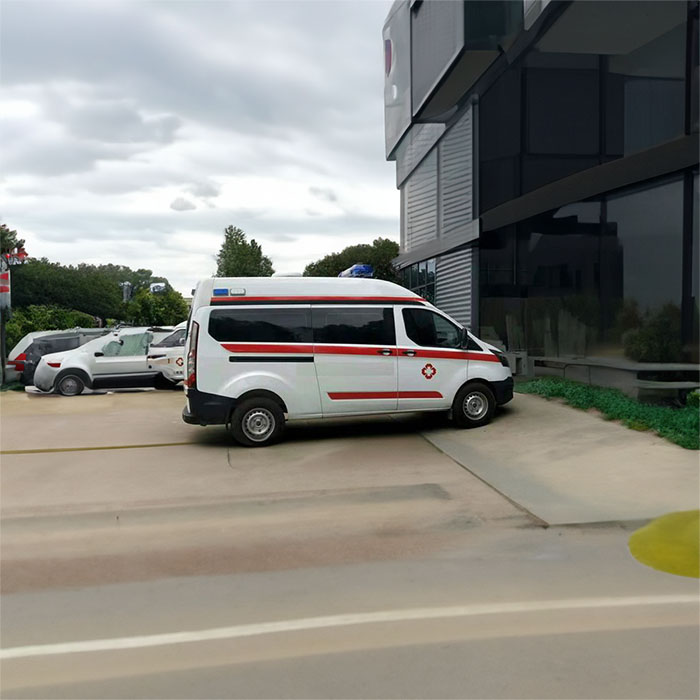 苏州出租救护车电话
