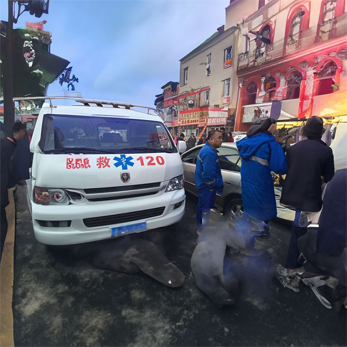 苏州租赁私人救护车联系电话