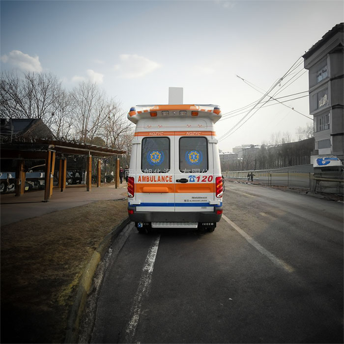 苏州租赁私人救护车联系电话