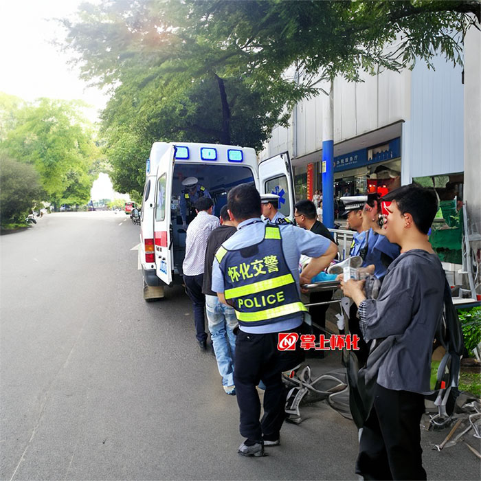 苏州出租救护车联系电话