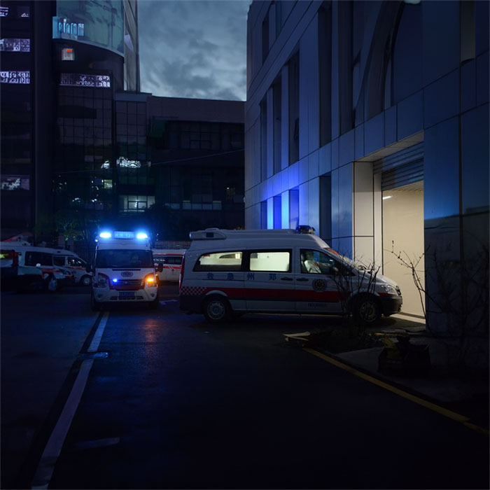 苏州出租私人救护车联系方式