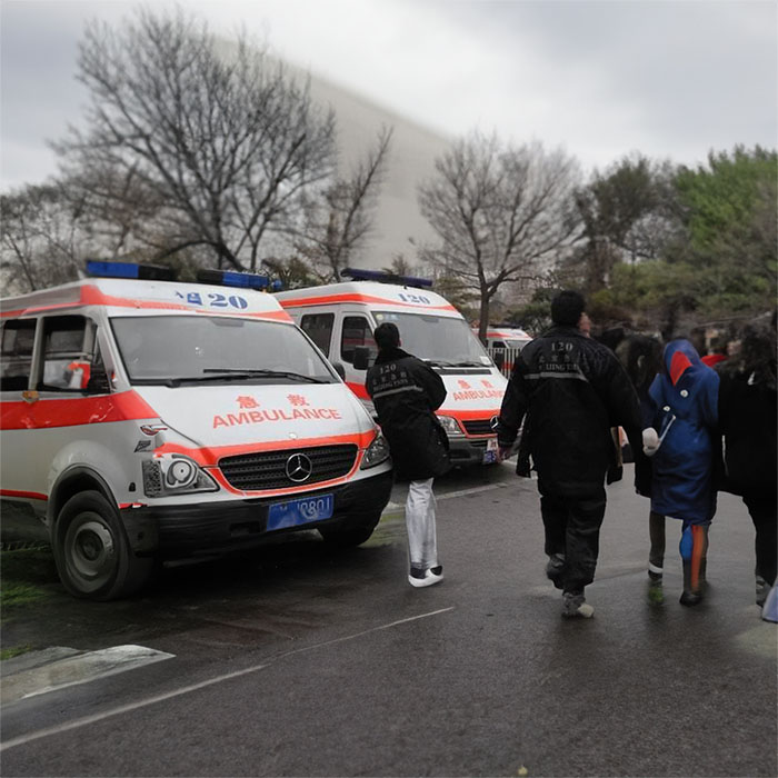 苏州租赁私人救护车联系电话