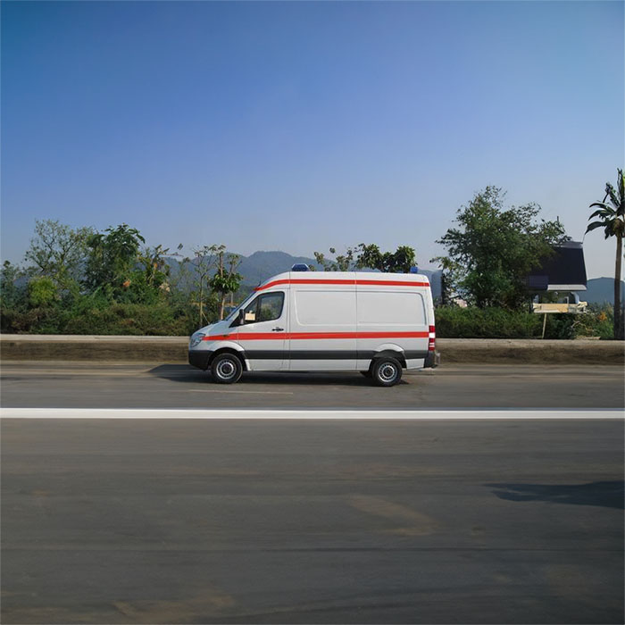 苏州租赁私人救护车联系电话