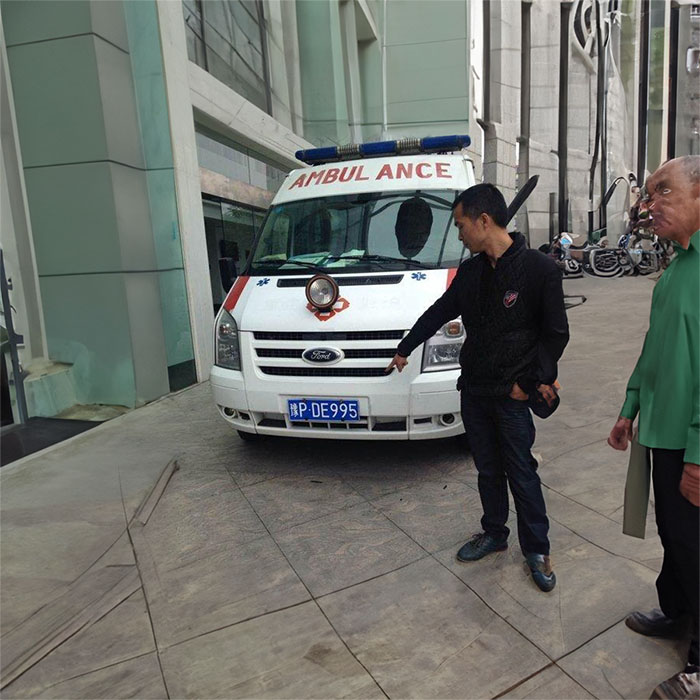 苏州租赁救护车电话号码