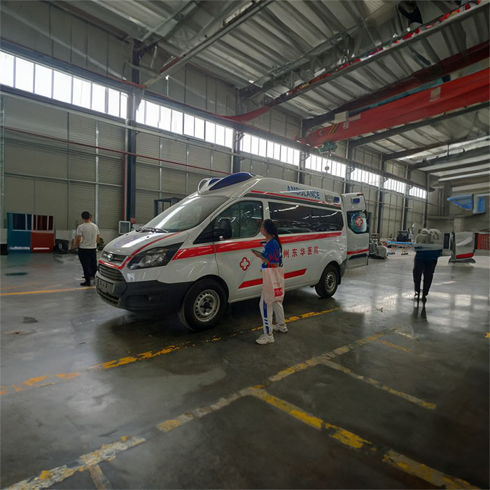 苏州租赁私人救护车联系电话