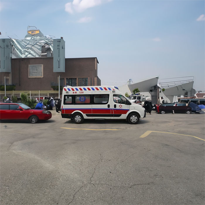苏州租赁私人救护车联系电话