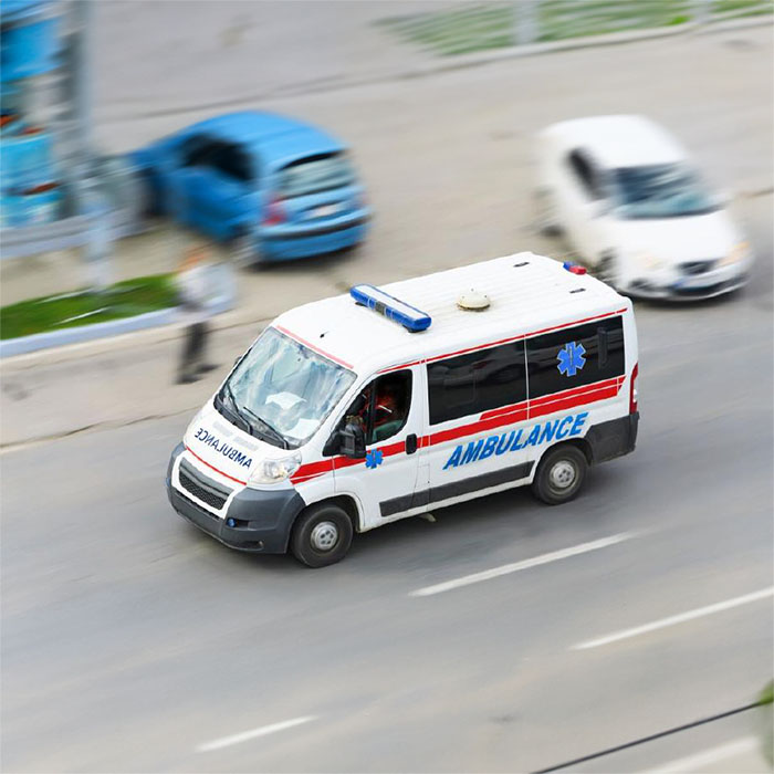 苏州租赁救护车电话号码