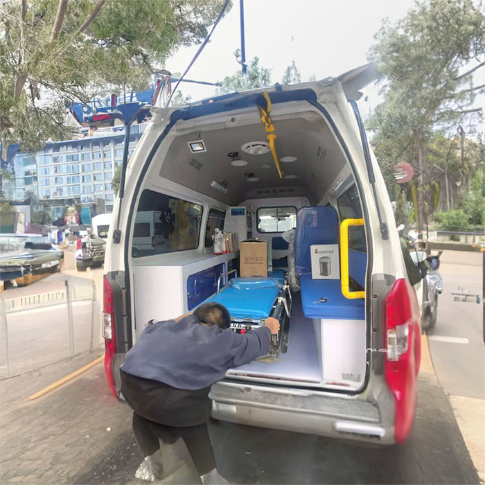 苏州出租救护车联系电话