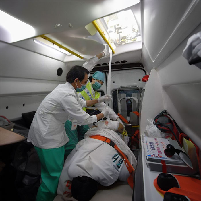 苏州租赁救护车电话号码