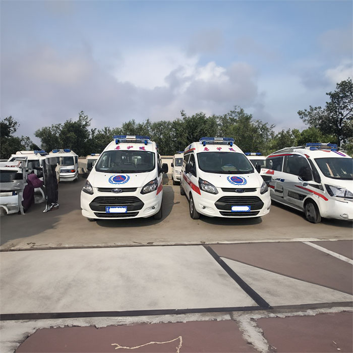 苏州出租急救车联系电话