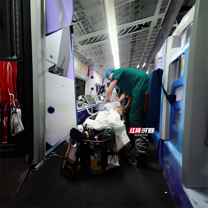 苏州租赁急救车联系方式