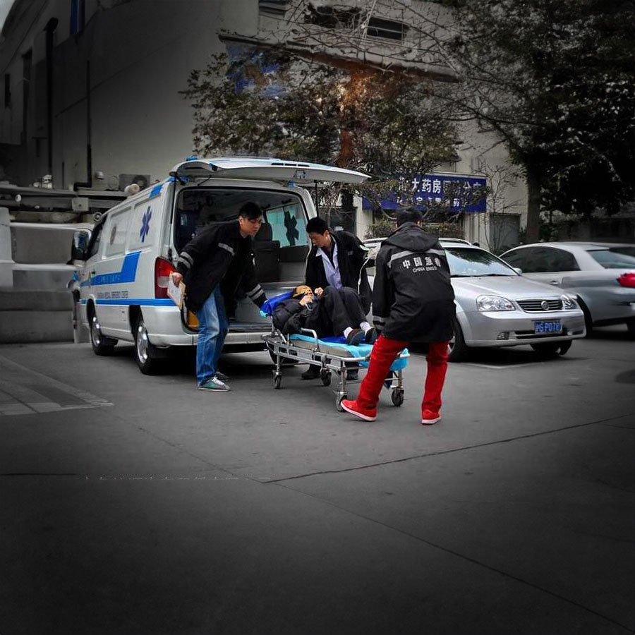 苏州出租救护车联系方式