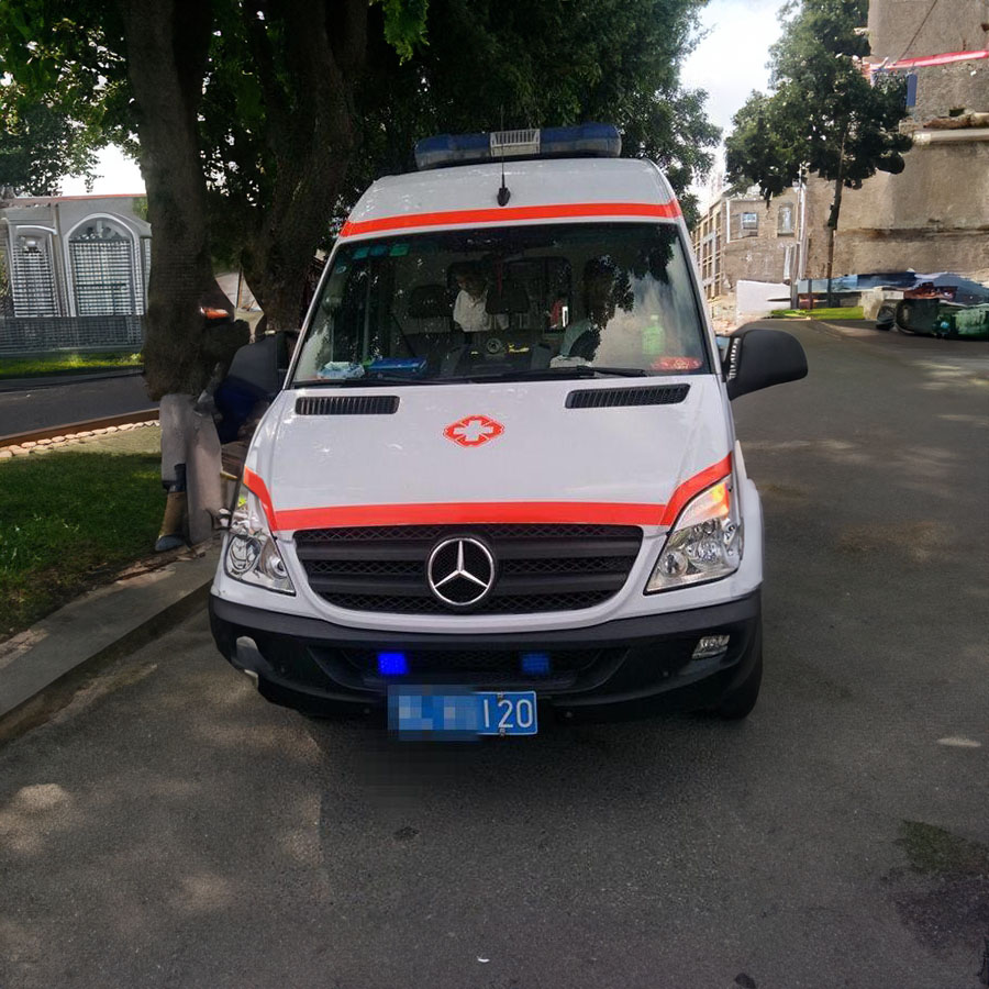 苏州租赁私人救护车联系电话