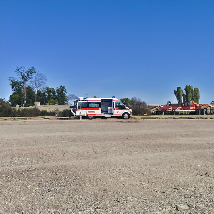 苏州出租救护车电话