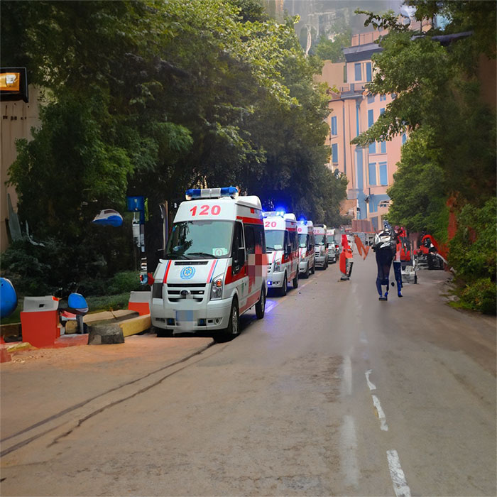 苏州出租急救车联系电话