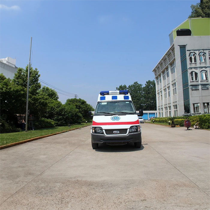 苏州出租急救车联系电话