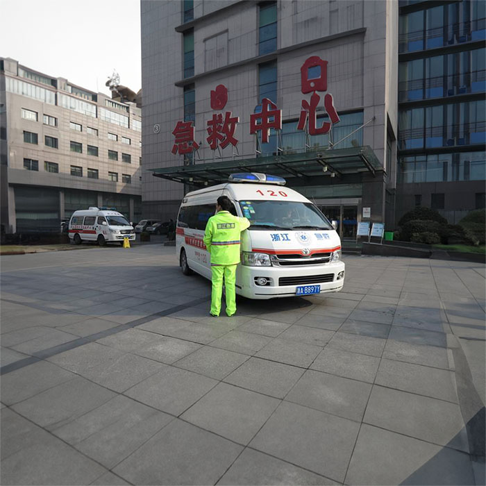 苏州出租私人救护车联系电话