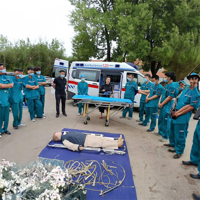 苏州出租私人救护车联系电话