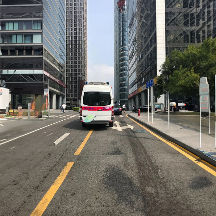 苏州租赁急救车电话